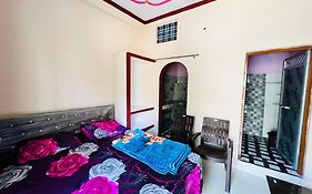 Gayatri Homestay